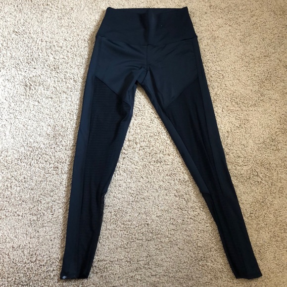 Onzie Pants - Onzie mesh panel leggings